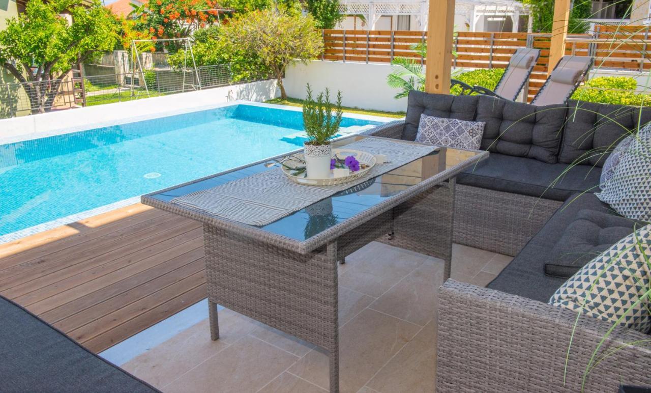 Acharavi Beach Villa Eksteriør bilde